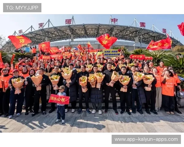 球迷支持如潮,现场氛围火爆!,球迷会是什么 球迷支持如潮,现场氛围火爆!,球迷会是什么