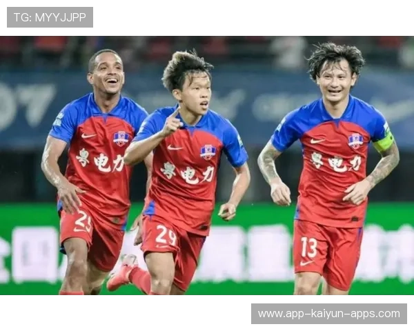 北京国安签下梅州客家后卫茹子楠,阿不都海米提正式入队 北京国安签下梅州客家后卫茹子楠,阿不都海米提正式入队